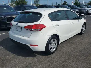 Kia Forte5 2017 LX Hatchback de 4 puertas