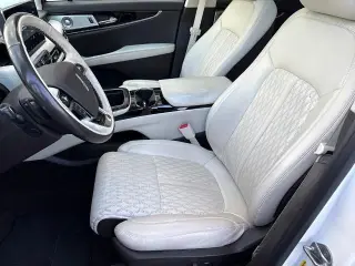Lincoln Nautilus 2023 AWD Black Label, SUV de 4 puertas
