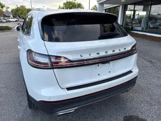 Lincoln Nautilus 2023 AWD Black Label, SUV de 4 puertas