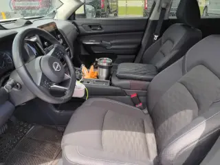Nissan Pathfinder 2024 SV 4x4 SUV
