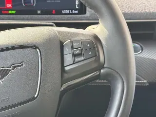 Ford Mustang Mach-E 2023 Premium 4dr SUV