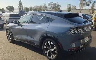 Ford Mustang Mach-E 2023 Premium 4dr SUV