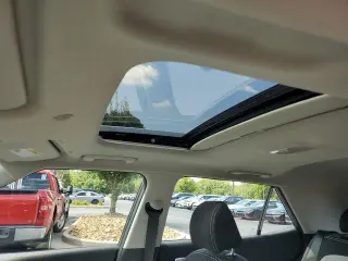 Hyundai VENUE 2023 SEL 4dr Crossover