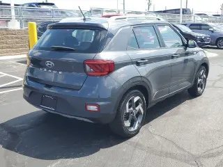 Hyundai VENUE 2023 SEL 4dr Crossover