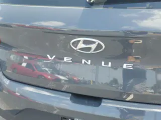 Hyundai VENUE 2023 SEL 4dr Crossover