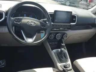 Hyundai VENUE 2023 SEL 4dr Crossover