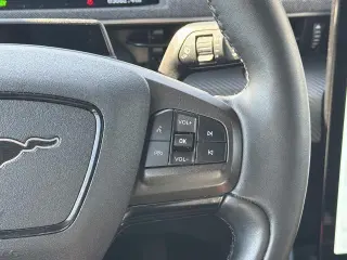 Ford Mustang Mach-E 2022 Premium 4dr SUV