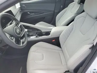 Hyundai ELANTRA Híbrido 2025 Limited 4dr Sedán