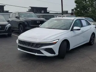 Hyundai ELANTRA Híbrido 2025 Limited 4dr Sedán