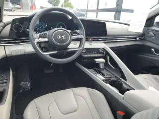 Hyundai ELANTRA Híbrido 2025 Limited 4dr Sedán