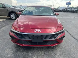 Hyundai ELANTRA 2024 SEL Sedán 4 puertas