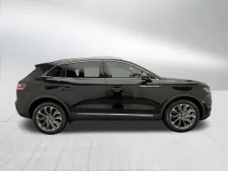 Lincoln Nautilus 2022 AWD Reserve 4dr SUV