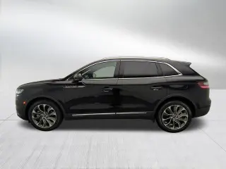 Lincoln Nautilus 2022 AWD Reserve 4dr SUV