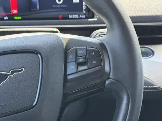 Ford Mustang Mach-E 2023 Select 4dr SUV