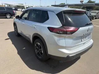Nissan Rogue 2025 SV 4dr Crossover
