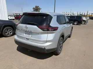 Nissan Rogue 2025 SV 4dr Crossover