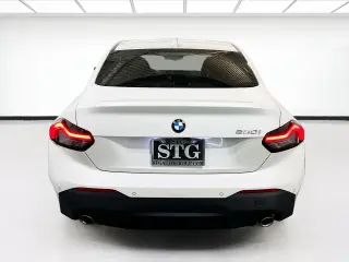 BMW Serie 2 2022 230i 2dr Coupé