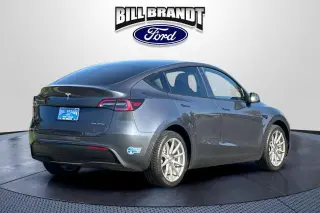 Tesla Model Y 2021 AWD Long Range 4dr Crossover