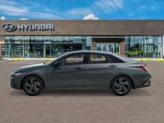 Hyundai ELANTRA 2026 SEL Sport 4dr Sedán