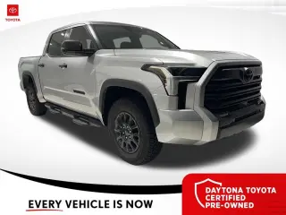 Toyota Tundra 2024 4x4 SR5 4dr CrewMax Cab Camioneta SB