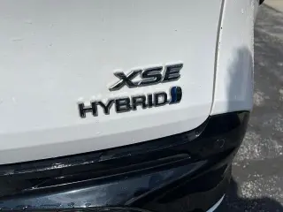 Toyota Sienna 2021 XSE 7 Pasajeros 4 Puertas Furgoneta Mini