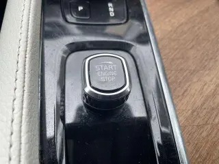 Volvo XC90 Recharge 2022 eAWD T8 Inscription Expression 7 Plazas Alcance Extendido SUV de 4 Puertas