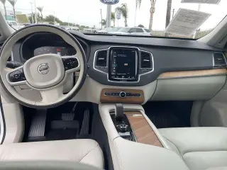 Volvo XC90 Recharge 2022 eAWD T8 Inscription Expression 7 Plazas Alcance Extendido SUV de 4 Puertas