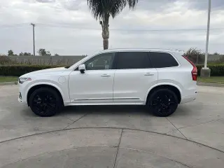 Volvo XC90 Recharge 2022 eAWD T8 Inscription Expression 7 Plazas Alcance Extendido SUV de 4 Puertas