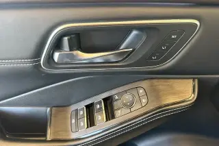 Nissan Rogue 2023 Platino 4dr Crossover