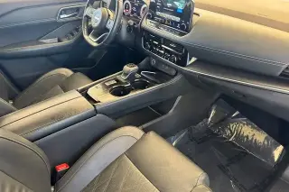 Nissan Rogue 2023 Platino 4dr Crossover