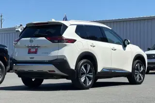 Nissan Rogue 2023 Platino 4dr Crossover