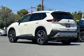 Nissan Rogue 2023 Platino 4dr Crossover