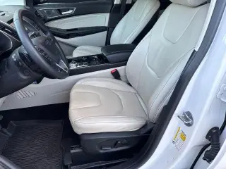 Ford Edge 2020 AWD Titanium 4dr Crossover