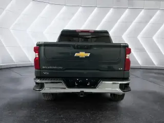 Chevrolet Silverado 1500 2025 4x4 LT 4dr Crew Cab 5.8 ft. SB con 1LT