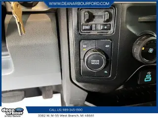 Ford F-250 Super Duty 2023 4x4 XL 2dr Cabina Regular Camioneta de 8 ft. LB