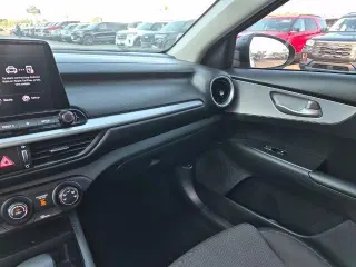 Kia Forte 2024 LXS 4dr Sedán