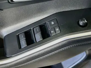 Toyota Highlander Hybrid 2021 AWD XLE 4dr SUV