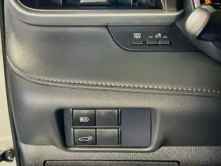 Toyota Highlander Hybrid 2021 AWD XLE 4dr SUV