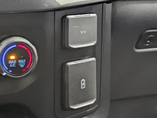 Ford F-150 2023 4x4 XL 4 puertas SuperCrew 1.67 m SB