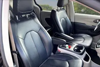 Minivan Chrysler Pacifica Plug-In Hybrid 2023 Touring L 4 puertas