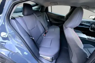 Toyota Prius Híbrido Enchufable 2026 SE 4dr Hatchback