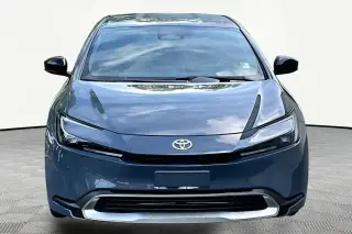 Toyota Prius Híbrido Enchufable 2026 SE 4dr Hatchback
