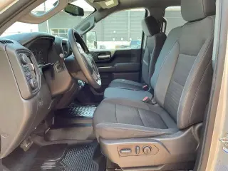 Chevrolet Silverado 2500HD 2023 4x4 Custom 4dr Crew Cab SB