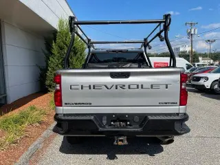 Chevrolet Silverado 2500HD 2023 4x4 Custom 4dr Crew Cab SB