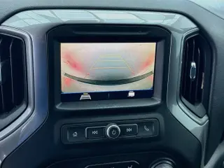 Chevrolet Silverado 1500 2020 4x2 Custom 4dr Crew Cab 5.8 ft. SB