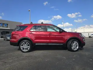Ford Explorer 2017 AWD XLT 4dr SUV