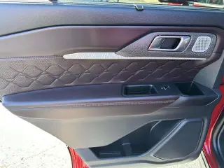Ford Explorer 2025 AWD Platinum 4dr SUV