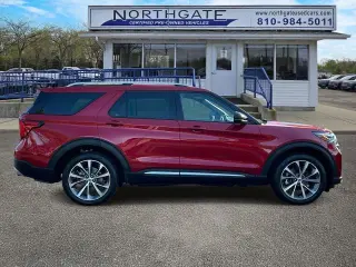Ford Explorer 2025 AWD Platinum 4dr SUV
