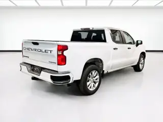 Chevrolet Silverado 1500 2022 4x2 Custom 4dr Crew Cab 5.8 ft. SB