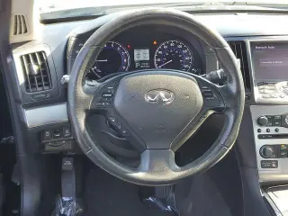 INFINITI G37 Sedán 2014 tracción integral x 4 puertas